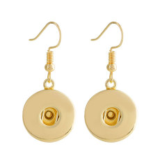 Gold snaps metal earring