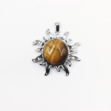 Natural Turquoise crystal agate sun alloy pendant