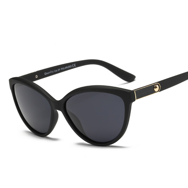 Sunglasses with leather inlay and polarized light protection against UV rays