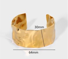 Stainless steel concave convex hammer pattern wide face bracelet