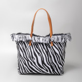 Large capacity canvas tote bag, shoulder bag, beach bag, tassel embroidery design bag