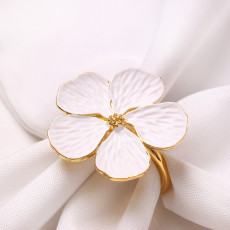 Colored Five petal Plum Blossom Party Hotel Decoration Napkin Ring