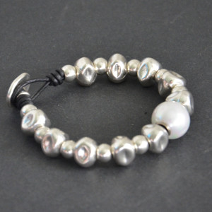 Vintage alloy pearl leather handmade beaded bracelet