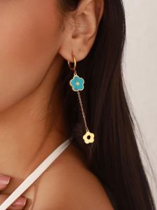 Stainless steel gold flower earrings