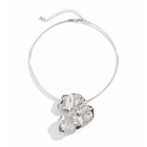3D pleated metal flower necklace