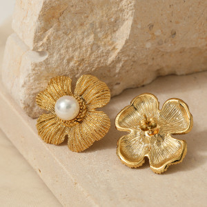 Stainless steel pearl flower earrings
