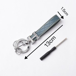 Checker embossed diamond inlaid H-letter keychain