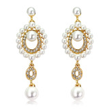 Elegant luxury earrings with diamond studded earrings for brides' wedding earrings