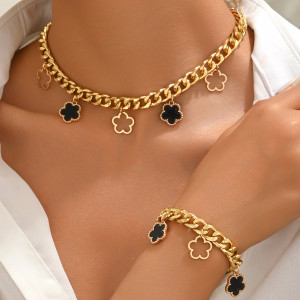 Bracelet necklace set with plum blossom inlaid acrylic