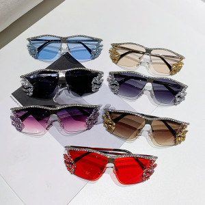 Metal studded diamond sunglasses