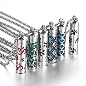 Essential Oil Necklace for Women, Aromatherapy Pendant Necklace 316L Stainless Steel Diffuser Necklace, Essential Oil Jewelry Gift for Men Women, Christmas, Birthday