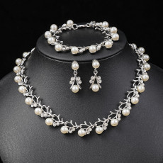 Crystal Pearl Necklace Earring Set Bridal Dress Fashion