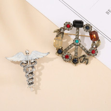 Anti war emblem brooch retro pin high-end metal badge