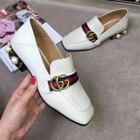 Pearl Shoe White Fashion Designer