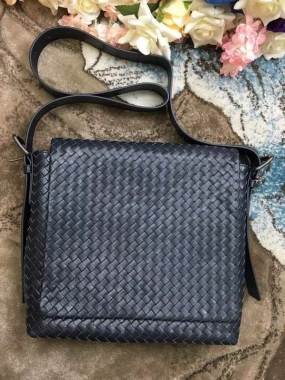 Bottega Veneta Trend Trends 2096 leather messenger bag