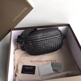 Bottega Veneta Trend Trends 2114 leather belt bag