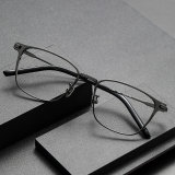 Titanium Eyeglasses LE0474