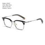 Titanium Eyeglasses LE0307