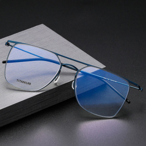 Titanium Eyeglasses LE0089