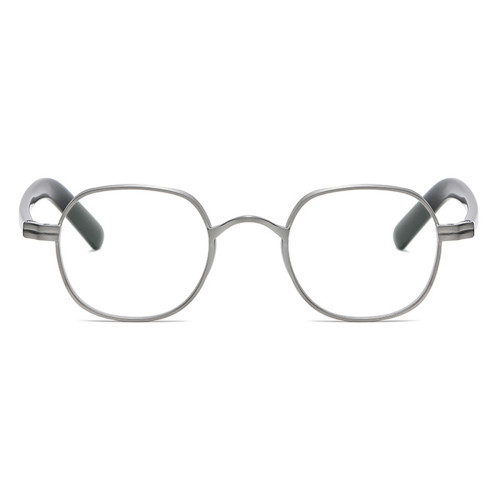 LE0375 Silver Titanium Reading Glasses: Precision in Every Line