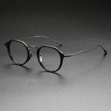 LE0368 Sleek Black Frame Glasses with Durable Titanium Construction