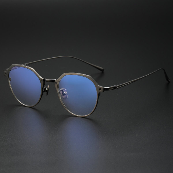 LE0357 Oversized Prescription Glasses in Gunmetal - Modern Titanium Elegance