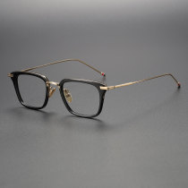 Black Square Glasses LE0494 - Elegant Black Frames with Gold Arms for a Sophisticated Look