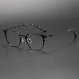 Olet Optical LE1051 Black Titanium Square Eyeglasses with adjustable nose pads for maximum comfort and anti-allergic IP coating.
