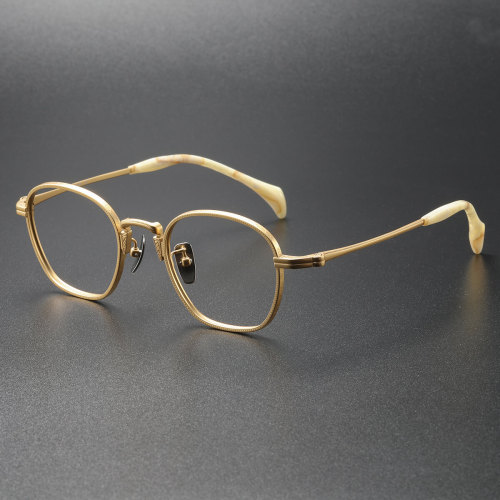 Big Round Glasses LE0150: Luxurious Gold Titanium Frames, Hypoallergenic