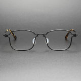 Black Square Glasses LE0465 - Sleek Titanium Minimalist Design