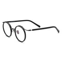 Black Frame Glasses LE0562 – Hypoallergenic Titanium Design for Durability and Comfort