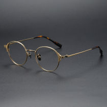 Round Titanium Glasses LE1292_Gold