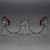 Round Titanium Glasses LE1261_Black & Gold Front View