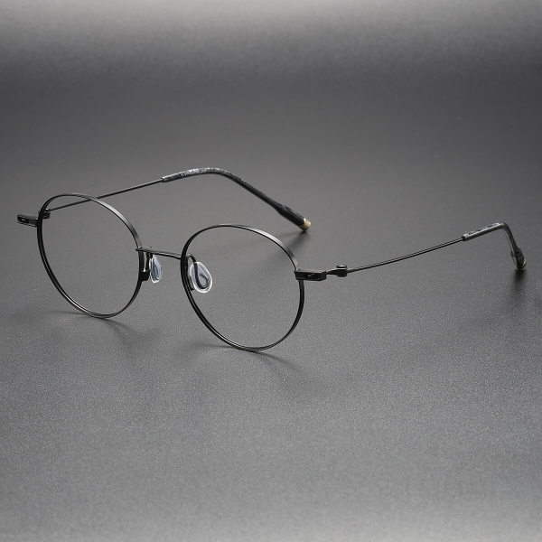 Titanium Eyeglasses LE1062_Black