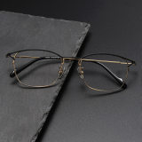 Titanium Eyeglasses LE1055_Black Gold