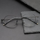 Titanium Eyeglasses LE1029_Gunmetal