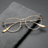 Titanium Eyeglasses LE0321_Clear & Gold