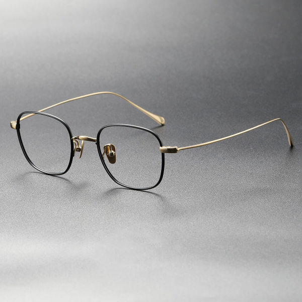 Titanium Eyeglasses LE0343_Black & Gold