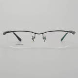 Half Rim Titanium Glasses LE5313_Grey - Gunmetal Front View