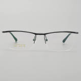 Half Rim Titanium Glasses LE5305_Black Front View