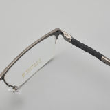 Half Rim Titanium Glasses LE5076_Gunmetal