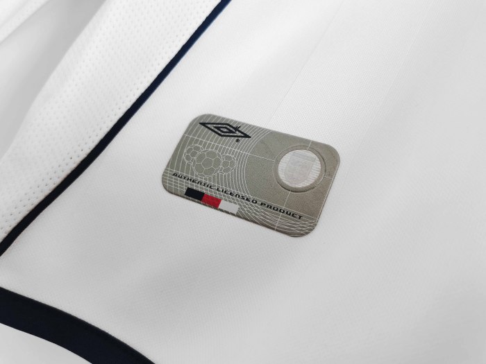 Long sleeve 2002 England Home Retro Jersey