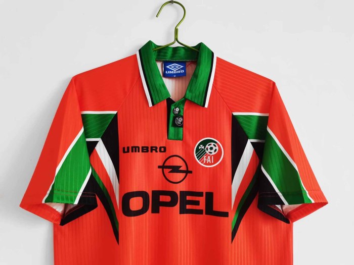 97-98 Ireland Away Retro Jersey