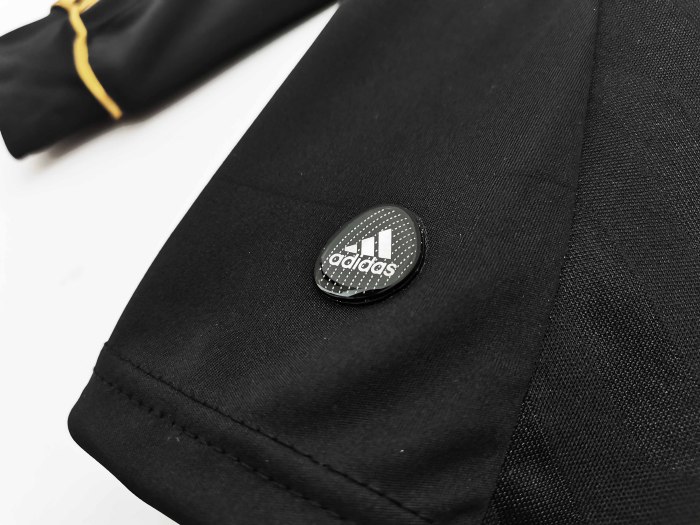 Long sleeve11-12   Real Madrid Away  Retro Jersey