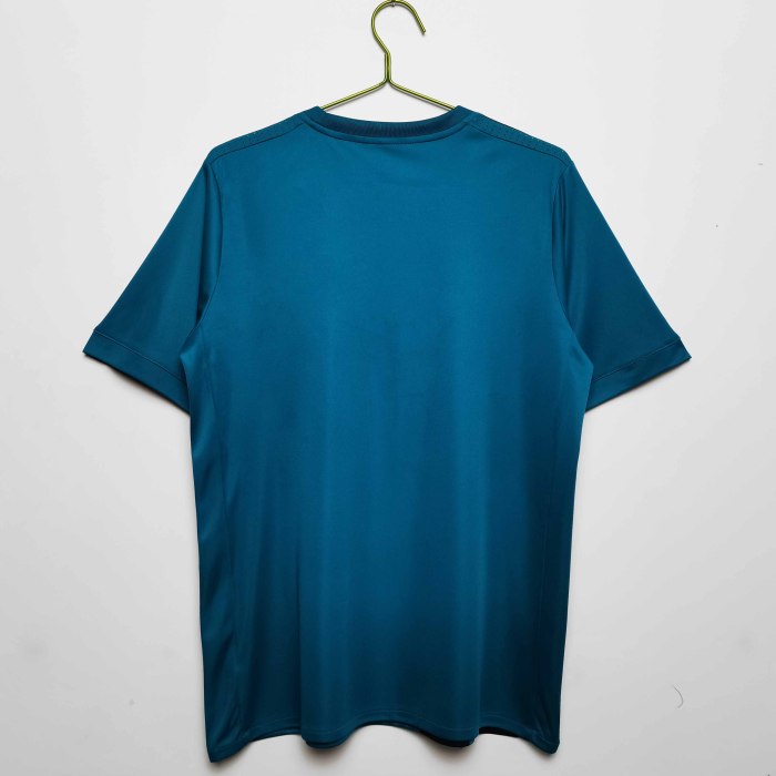 17-18 Real Madrid Second away Retro Jersey