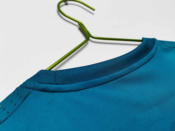 17-18 Real Madrid Second away Retro Jersey