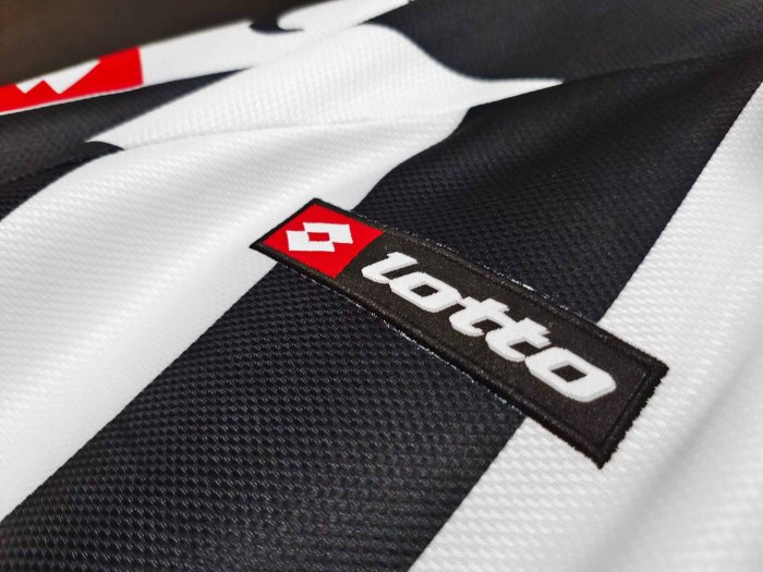 08-09 Atletico Mineiro  Home Retro Jersey