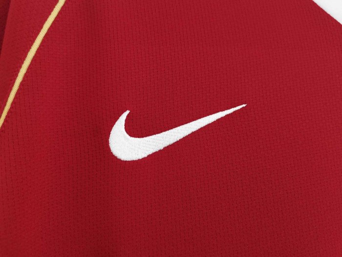 06-07 Manchester United Home Retro Jersey