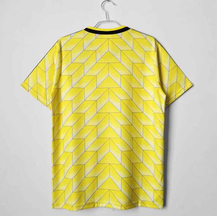1988 Borussia Dortmund Home Retro Jersey