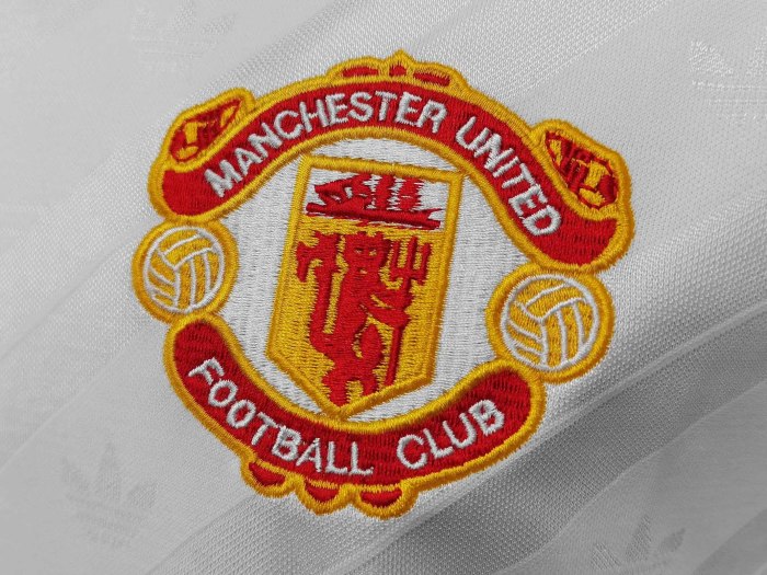 Long sleeve 86-88 Manchester United Away Retro Jersey